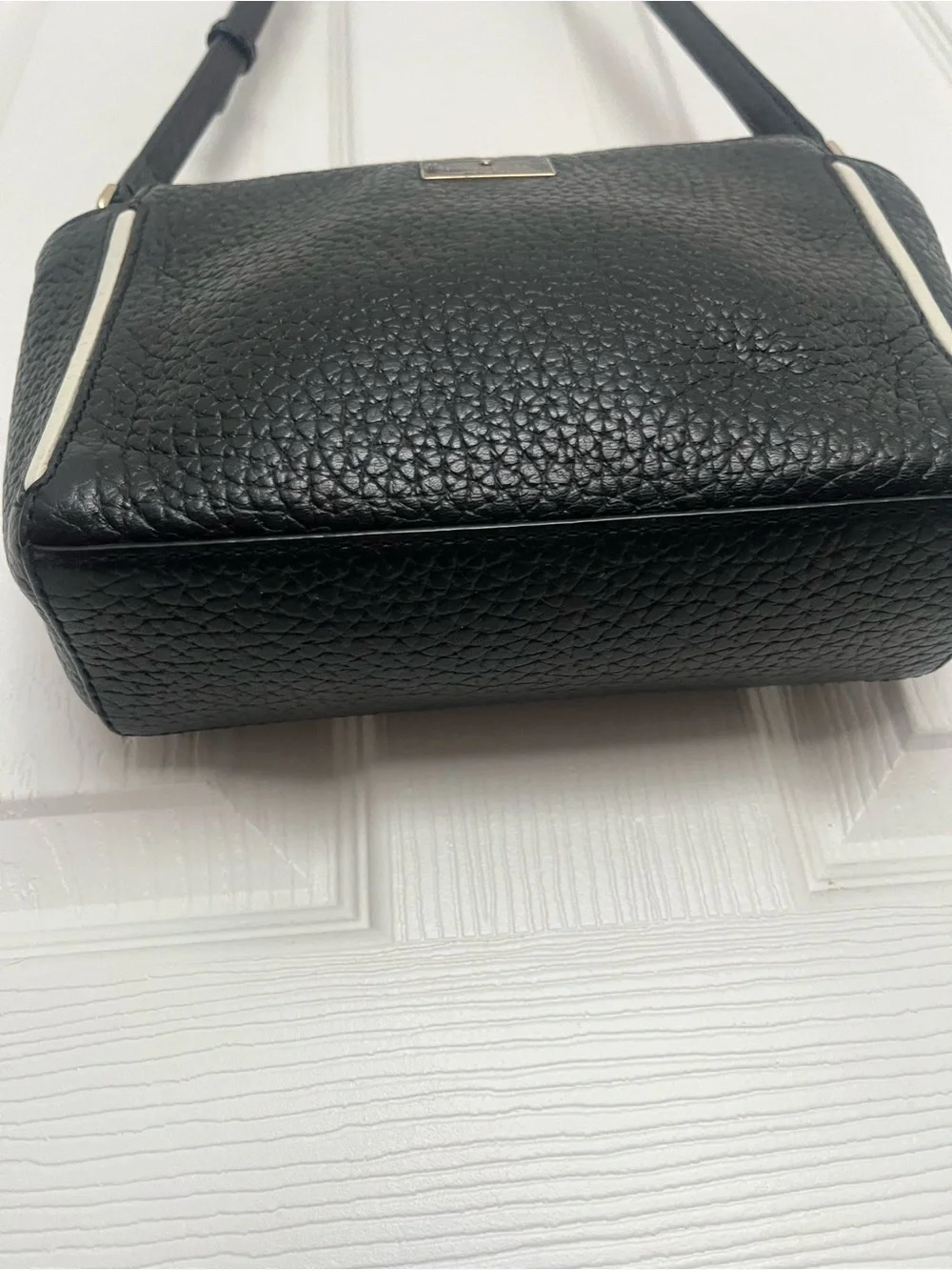 Kate Spade Black Pebbled Leather Crossbody Bag Gold Hardware